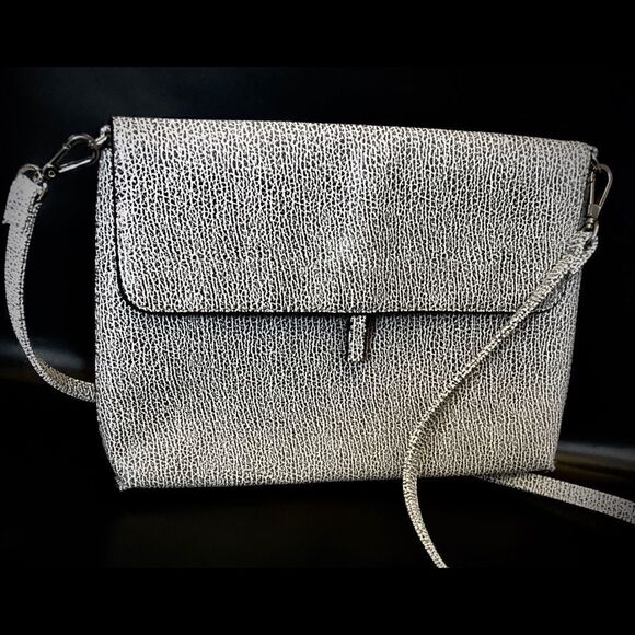 New Sole Society Shoulder Bag - Picture 1 of 6